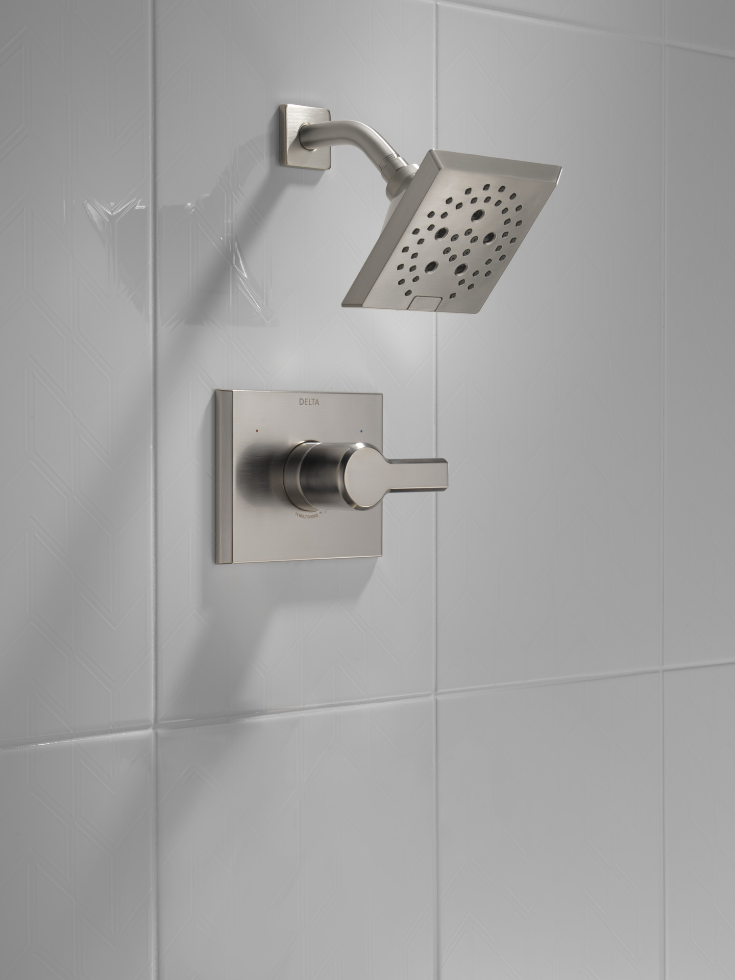 Delta Pivotal™: Monitor® 14 Series H2Okinetic® Shower Trim